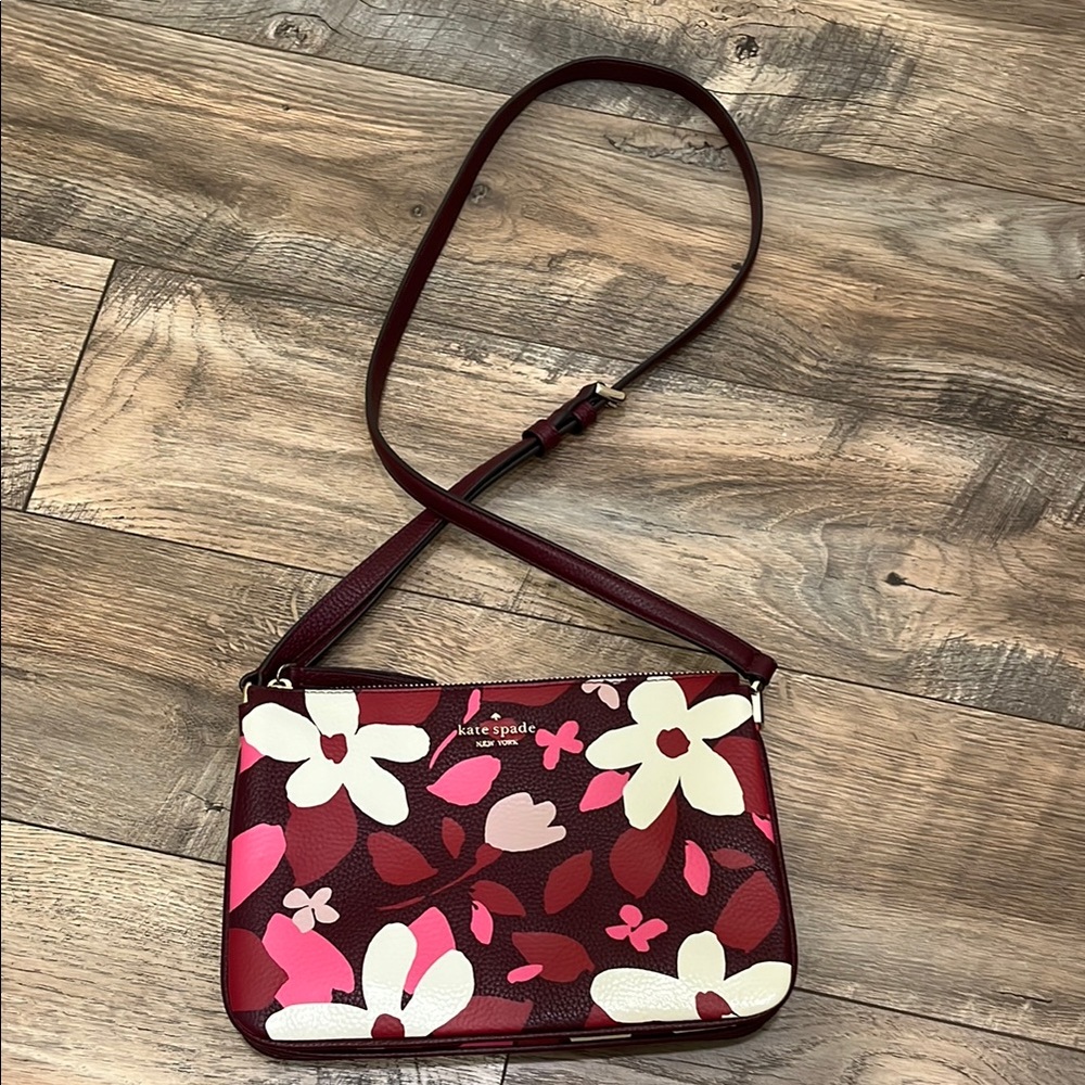 Kate Spade Jackson Forest Floral Triple Gusset Crossbody Bag